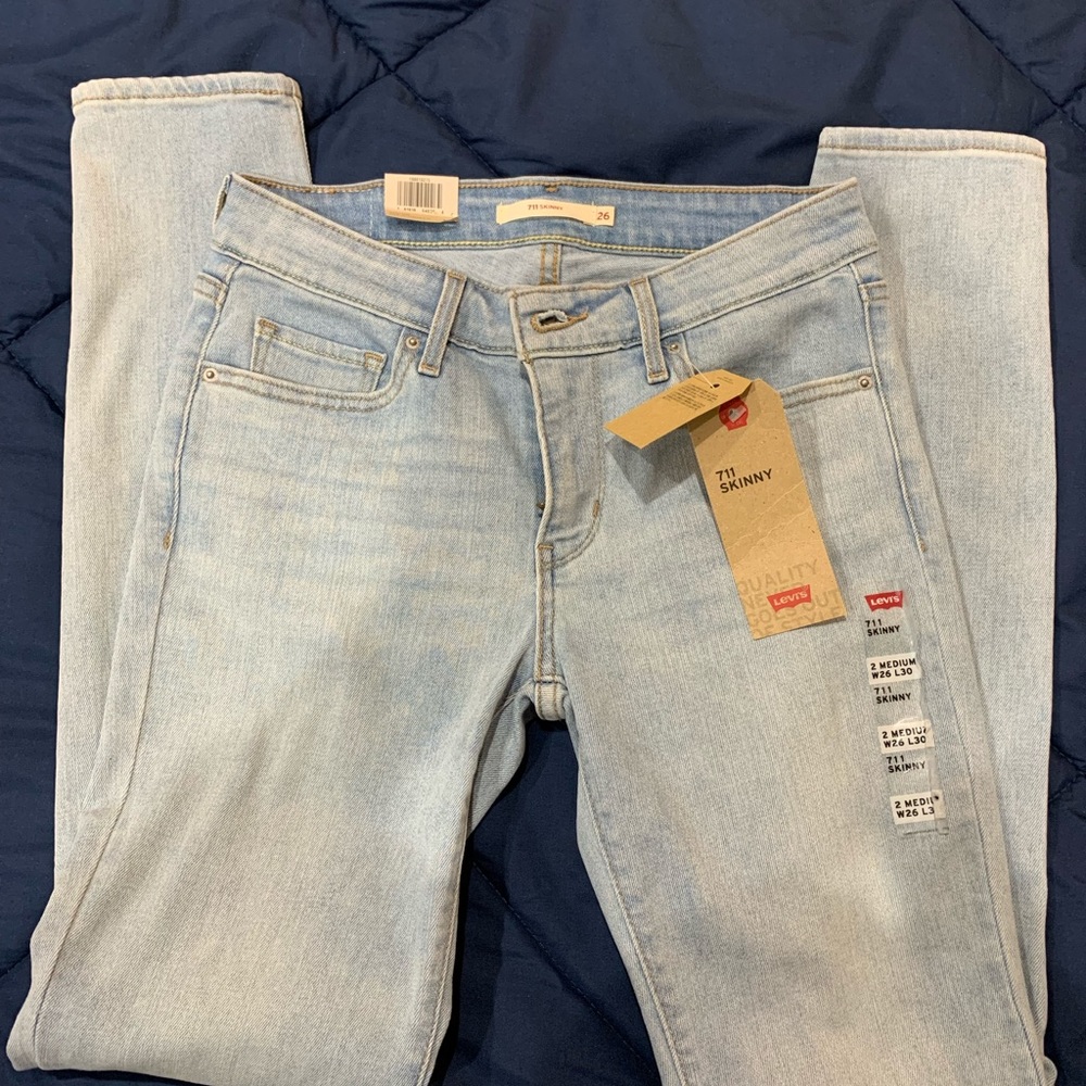 Levi 711 skinny jeans